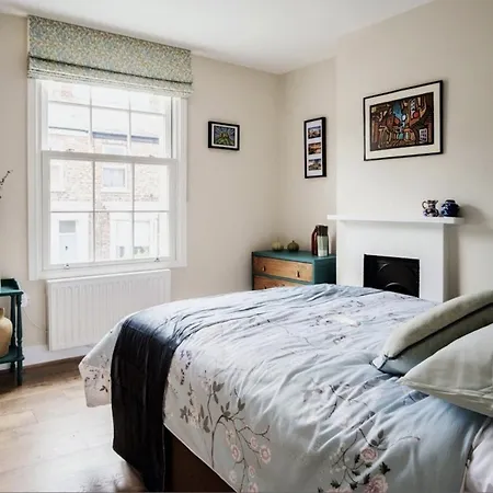 펜션 107 Nunnery Lane - A House Of