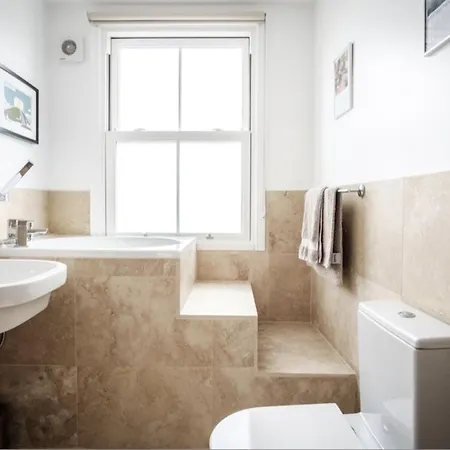 Nyaraló 107 Nunnery Lane - A House Of *